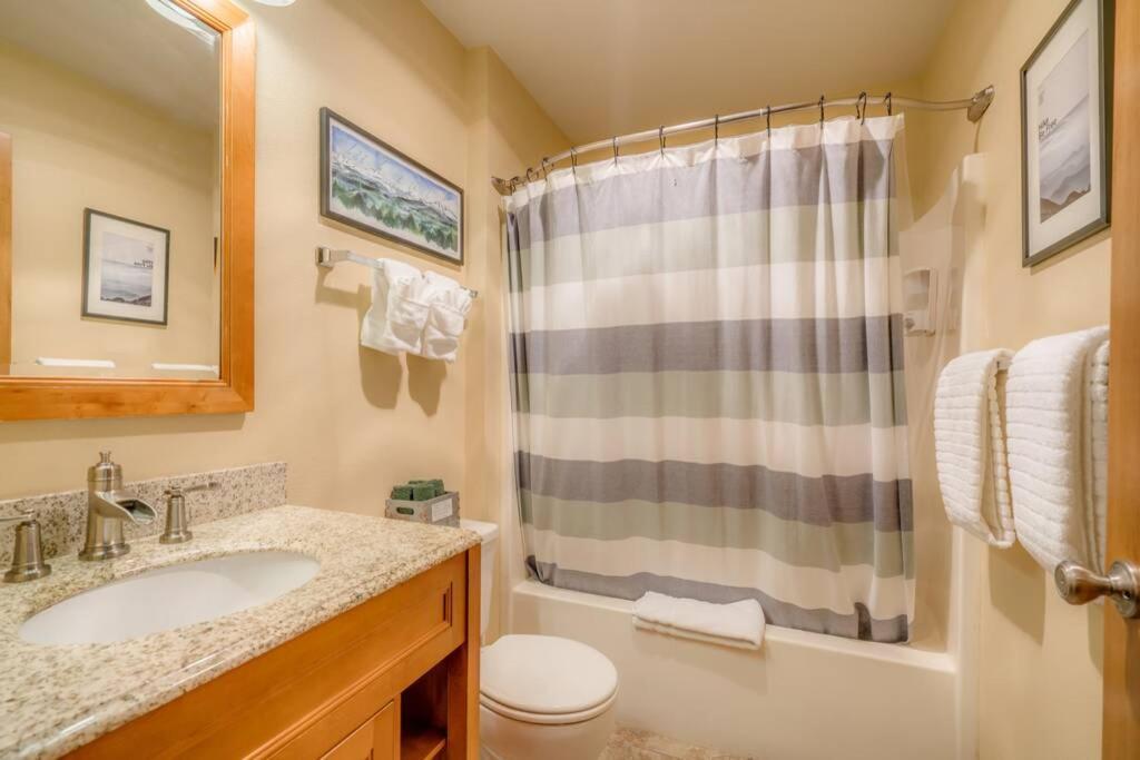 ליבנוורת' Das Bavarian Condo, 5 Star Ground Floor Unit, Walk To Town, Sleeps 6 מראה חיצוני תמונה