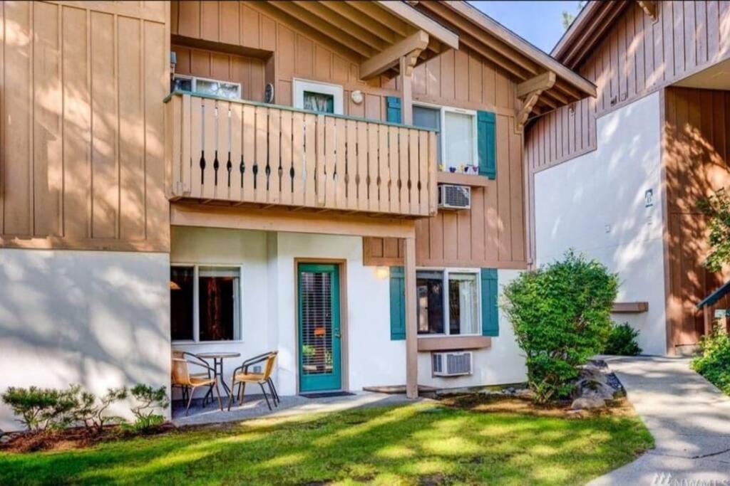 ליבנוורת' Das Bavarian Condo, 5 Star Ground Floor Unit, Walk To Town, Sleeps 6 מראה חיצוני תמונה